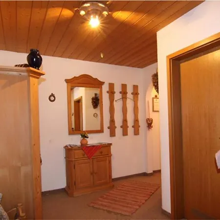 Flora Apartment *